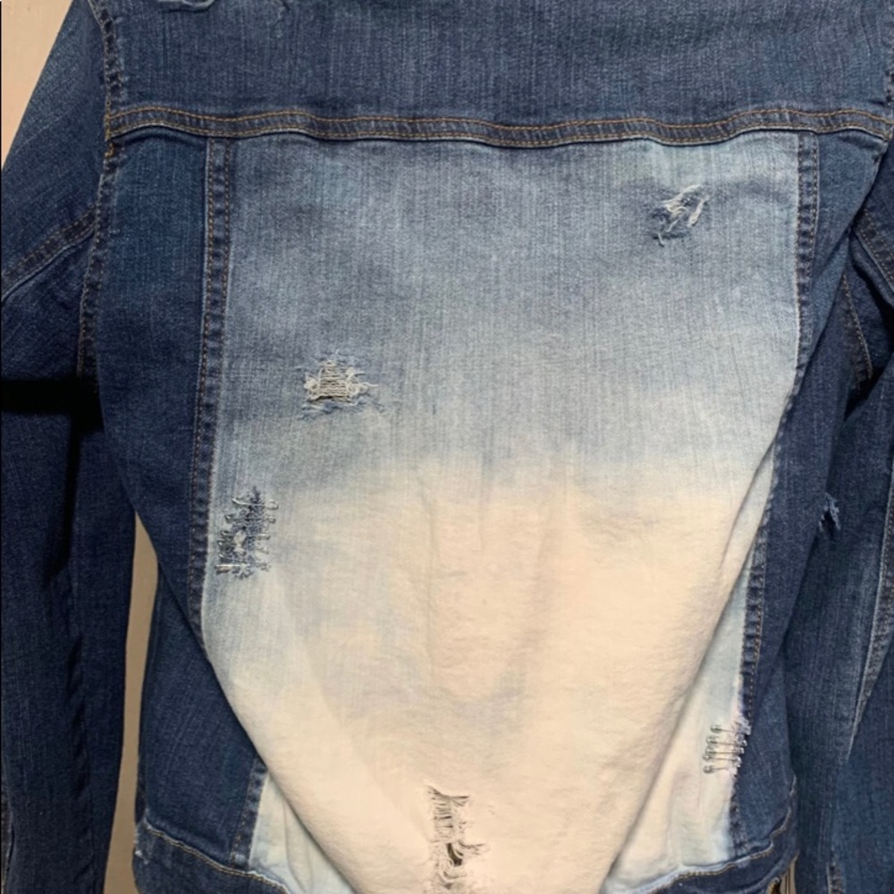 Jean jacket - Picture 2 of 3